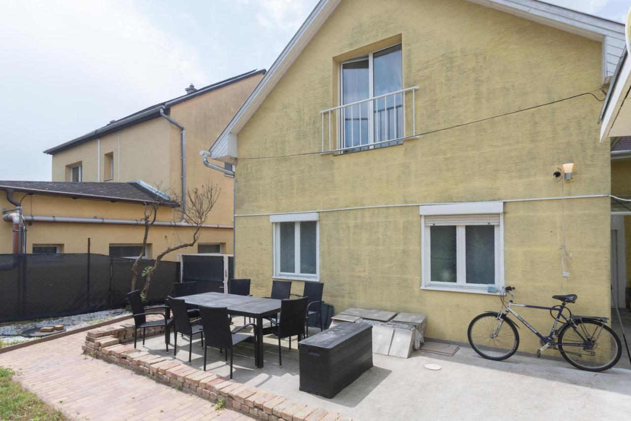 Hi-Bp Garden City Batsanyi Apartment 3 Rooms, Apartment Upstairs Near The City Train With Free Parking Budapesta Exterior foto