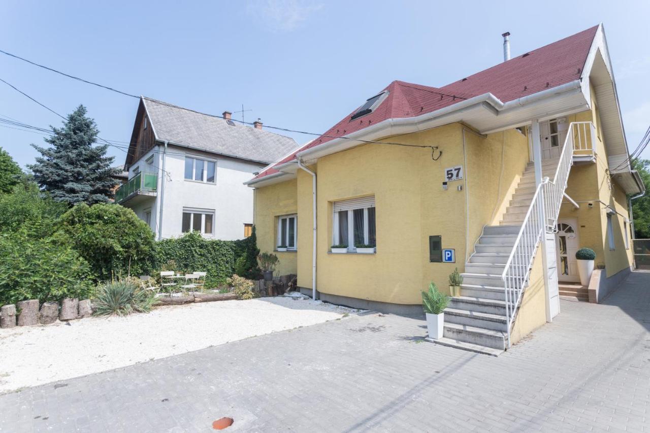 Hi-Bp Garden City Batsanyi Apartment 3 Rooms, Apartment Upstairs Near The City Train With Free Parking Budapesta Exterior foto