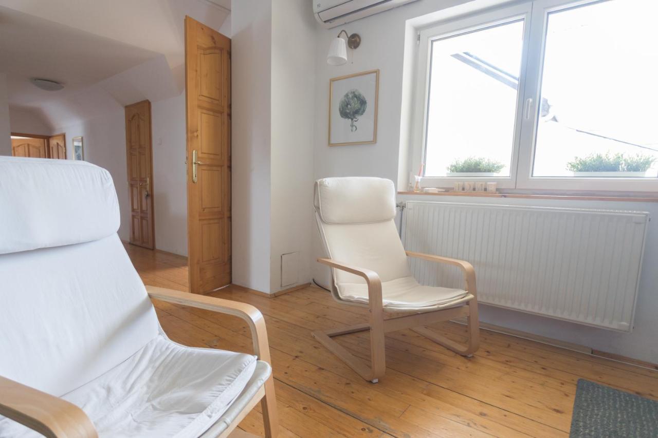 Hi-Bp Garden City Batsanyi Apartment 3 Rooms, Apartment Upstairs Near The City Train With Free Parking Budapesta Exterior foto